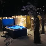 Gartenloft Mit Outdoor Whirlpool Und Garten Holiday home Petershagen-Eggersdorf