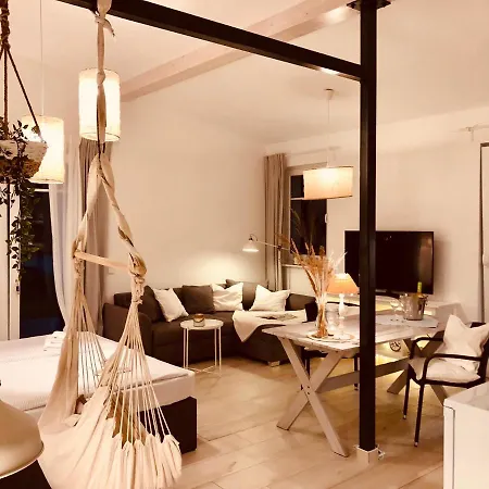 Gartenloft Mit Outdoor Whirlpool Und Garten *