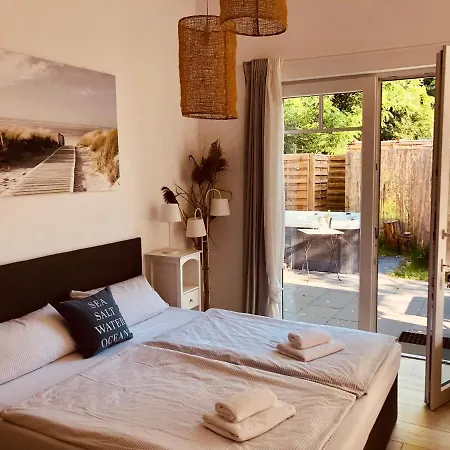 Gartenloft Mit Outdoor Whirlpool Und Garten 펜션 Petershagen-Eggersdorf