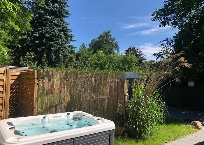 Gartenloft Mit Outdoor Whirlpool Und Garten Semesterbostad Petershagen-Eggersdorf