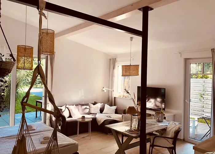 Gartenloft Mit Outdoor Whirlpool Und Garten