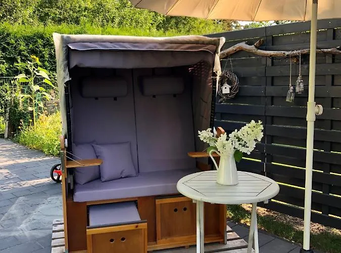 Gartenloft Mit Outdoor Whirlpool Und Garten * Petershagen-Eggersdorf