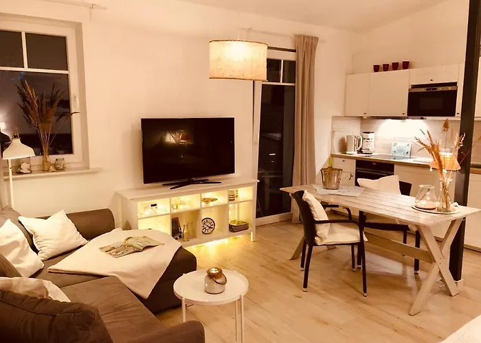 بيت للعطل Gartenloft Mit Outdoor Whirlpool Und Garten