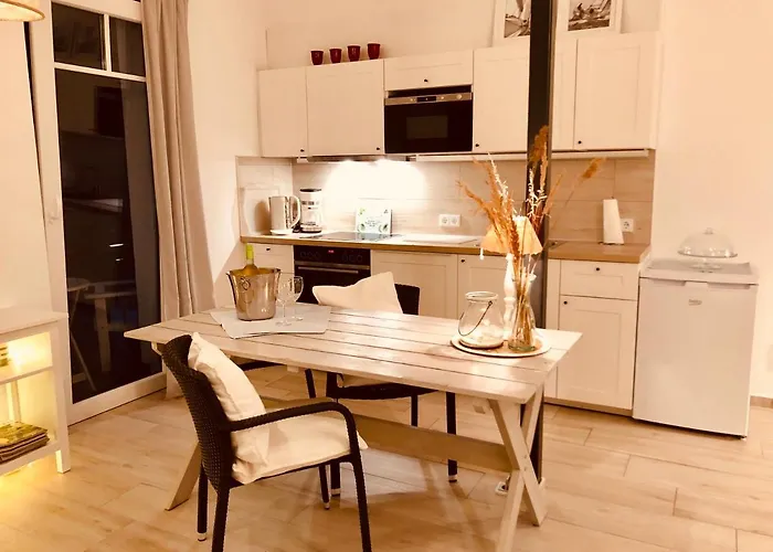 بيت للعطل Gartenloft Mit Outdoor Whirlpool Und Garten